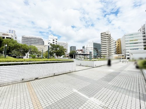 【ショッピングセンター】コムズガーデンまで665ｍ