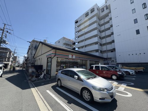 【コンビニエンスストア】セブンイレブン　京都唐橋川久保店まで680ｍ