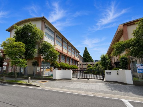 【中学校】名古屋市立桜丘中学校まで540ｍ