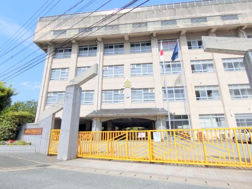 【中学校】福岡市立野間中学校まで2000ｍ
