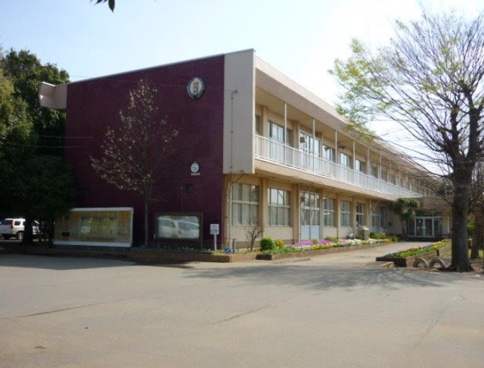【小学校】四街道小学校まで1232ｍ