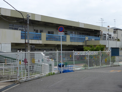 【保育園】豊中市立小曽根こども園まで645ｍ