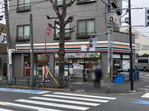 【コンビニエンスストア】セブンイレブン　世田谷代沢3丁目店まで304ｍ
