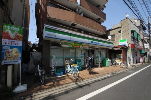 【コンビニエンスストア】ファミリーマート柳沢北口店まで183ｍ