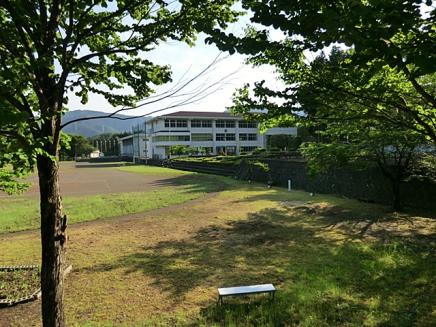 【中学校】内郷中学校まで869ｍ