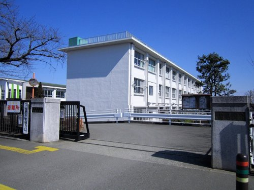 【中学校】座間中学校まで559ｍ