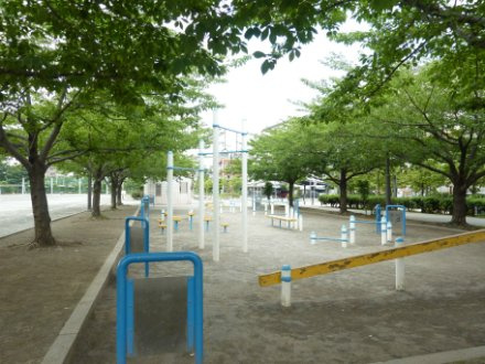 【公園】千住スポーツ公園まで908ｍ