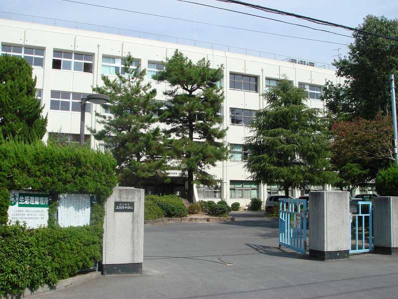 【中学校】五日市中学校まで1587ｍ
