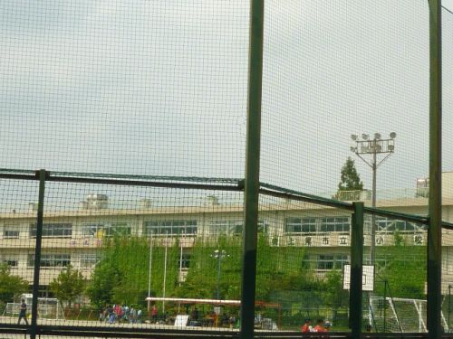 【小学校】上尾市立東小学校まで611ｍ