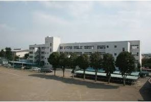 【中学校】下野市立国分寺中学校まで1112ｍ