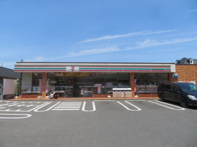 【コンビニエンスストア】セブンイレブンくぬぎ台小前店まで250ｍ