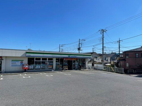 【コンビニエンスストア】ファミリーマート松戸梨香台店まで1420ｍ