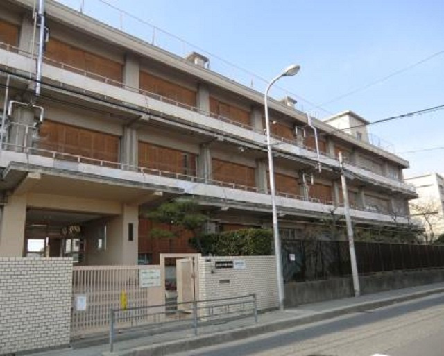【中学校】大阪市立白鷺中学校まで983ｍ