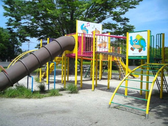 【公園】日高総合公園まで31ｍ