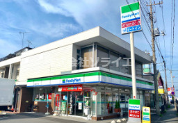 【コンビニエンスストア】ファミリーマート　川越インター店まで731ｍ