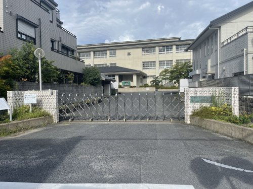 【中学校】桜井市立大三輪中学校まで1928ｍ