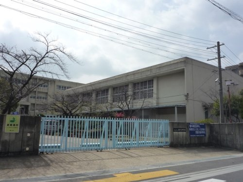 【中学校】宇治市立南宇治中学校まで350ｍ