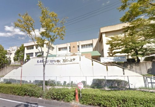 【中学校】生駒市立上中学校まで1700ｍ