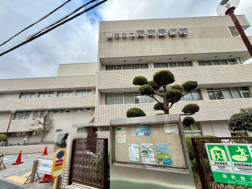 【図書館】豊中市立岡町図書館まで3139ｍ