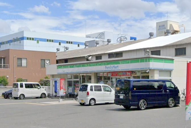 【コンビニエンスストア】ファミリーマート加美北店まで350ｍ