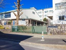 【小学校】大和市立南林間小学校まで298ｍ