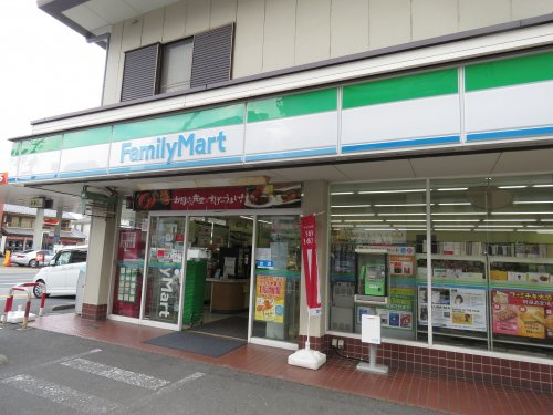 【コンビニエンスストア】ファミリーマート川越通町店まで281ｍ