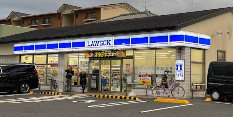 【コンビニエンスストア】ローソン　栗東小柿六丁目店まで428ｍ