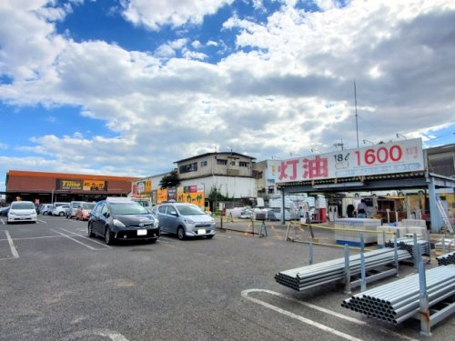 【ホームセンター】株式会社タイム　タイム　平井店まで621ｍ