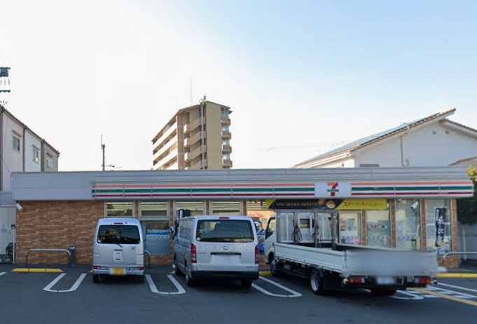 【コンビニエンスストア】セブンイレブン東大阪玉串元町2丁目店まで500ｍ