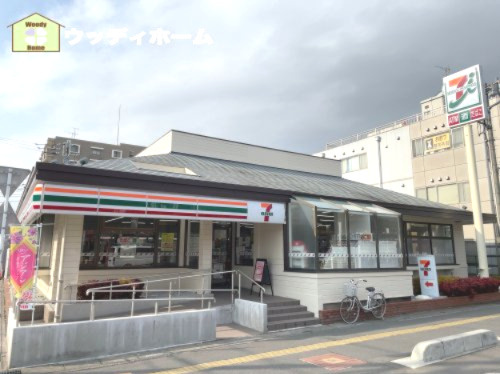 【コンビニエンスストア】セブンイレブン　春日部中央2丁目店まで365ｍ