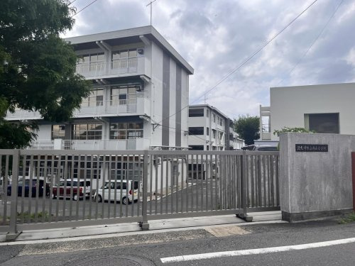 【小学校】北九州市立寿山小学校まで194ｍ