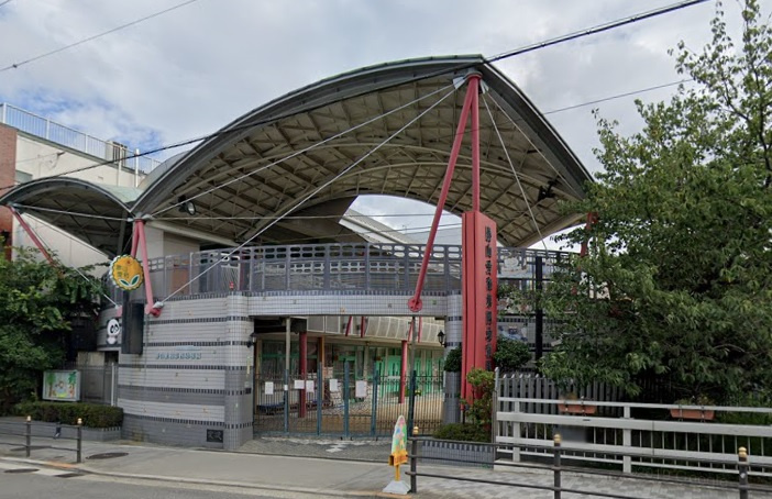 【幼稚園】勝山愛和第四幼稚園まで550ｍ