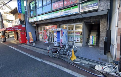 【コンビニエンスストア】ファミリーマート　近鉄長瀬駅前店まで336ｍ