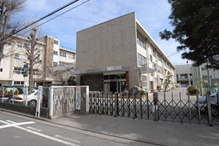 【小学校】宇都宮市立桜小学校まで313ｍ