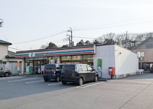 【コンビニエンスストア】セブンイレブン下荒針町店まで1053ｍ