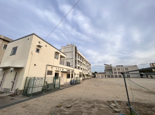 【小学校】尼崎市立　尼崎北小学校まで755ｍ