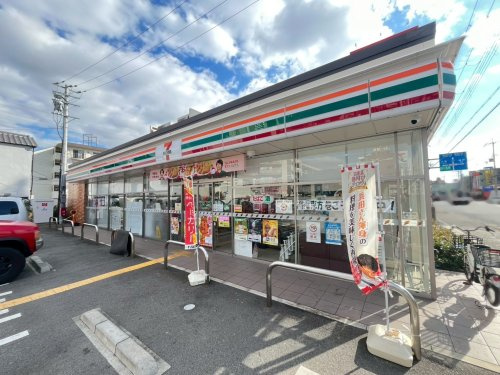 【コンビニエンスストア】セブンイレブン　尼崎南武庫郵便局前店まで514ｍ