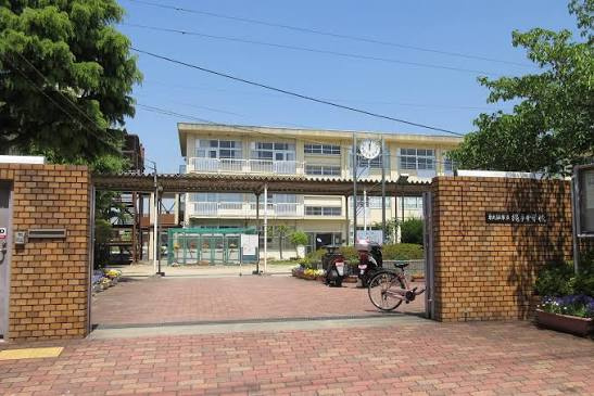 【中学校】東大阪市立縄手中学校まで722ｍ