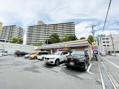 【コンビニエンスストア】ミニストップ　都島友渕町店まで147ｍ