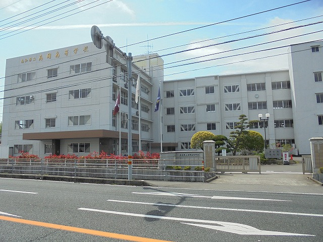 【高校】高岡高校まで874ｍ