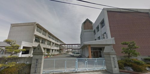 【小学校】津島市立神島田小学校まで927ｍ