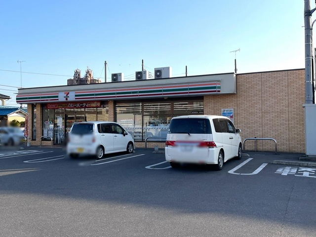 【コンビニエンスストア】セブンイレブン足利八幡町店まで255ｍ