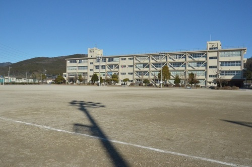 【中学校】宇都宮市立城山中学校まで2970ｍ