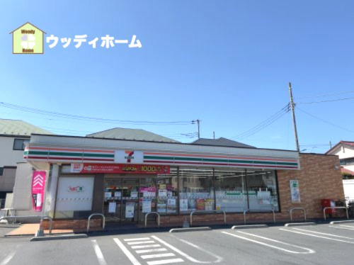【コンビニエンスストア】セブンイレブン　草加新栄町店まで1027ｍ