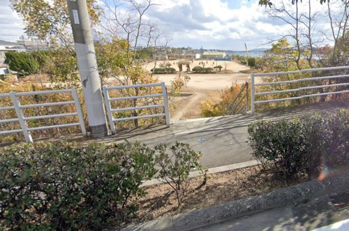 【公園】西二見公園まで582ｍ