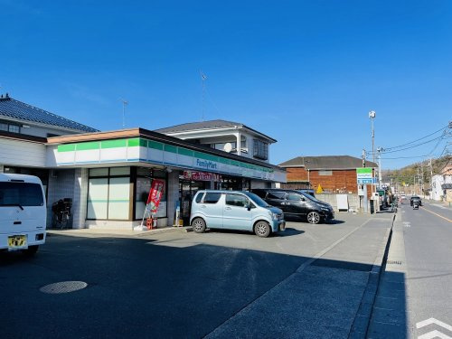 【コンビニエンスストア】ファミリーマート八王子川口町店まで3032ｍ