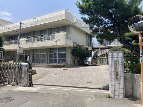 【小学校】熊本市立託麻西小学校まで1800ｍ