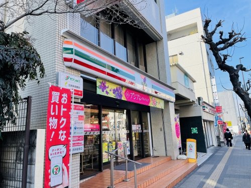 【コンビニエンスストア】セブンイレブン桑並木通り店まで304ｍ