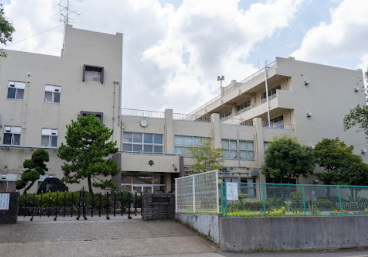 【中学校】千葉市立草野中学校まで1590ｍ