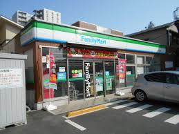 【コンビニエンスストア】ファミリーマート　八王子寺町店まで608ｍ